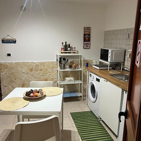 Casa Vacanze “Da Concetta” Bari Bagian luar foto