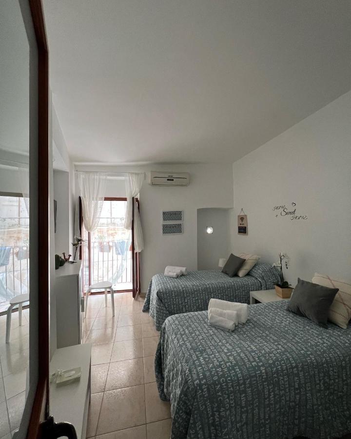 Casa Vacanze “Da Concetta” Bari Bagian luar foto