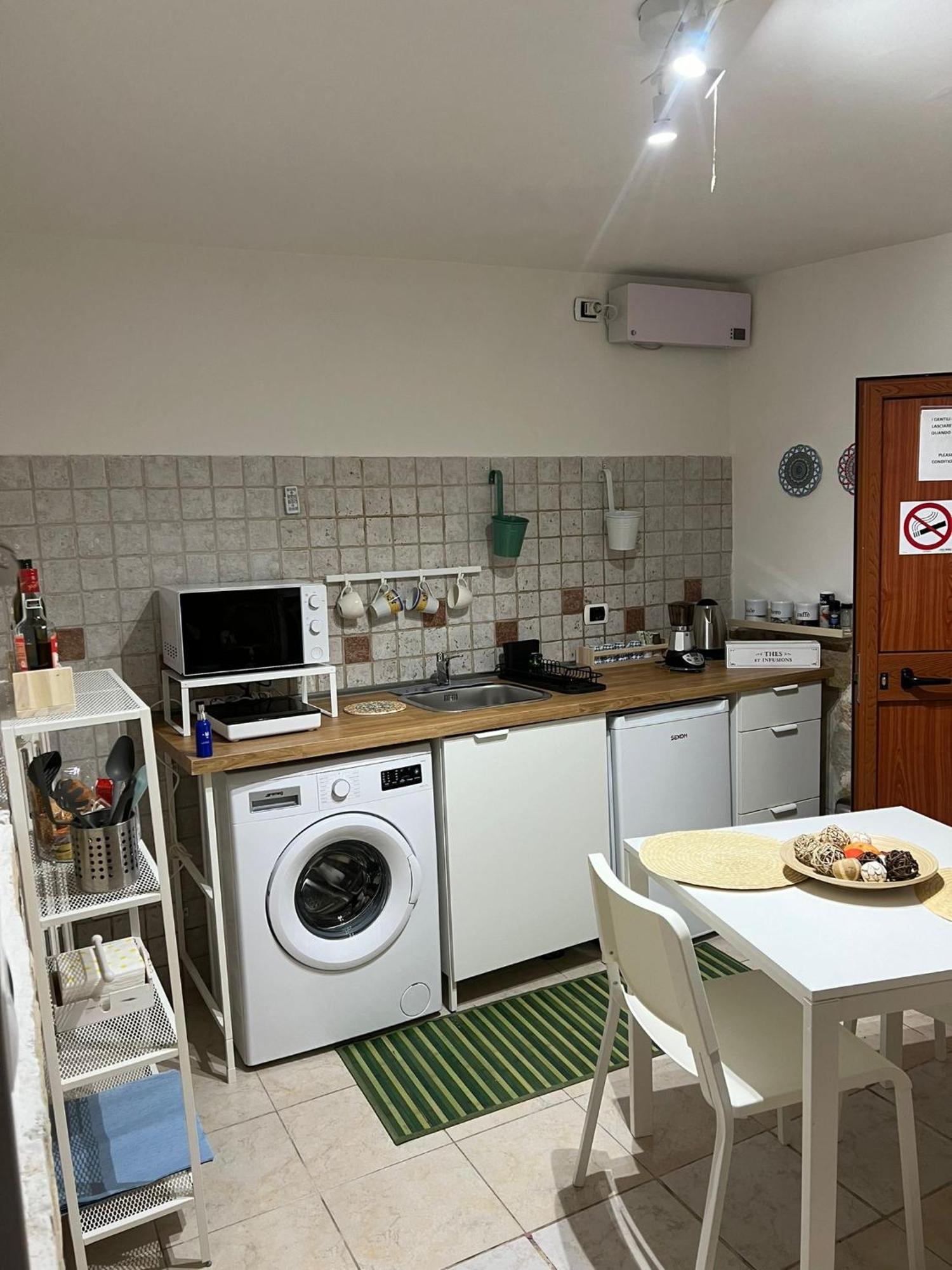 Casa Vacanze “Da Concetta” Bari Bagian luar foto